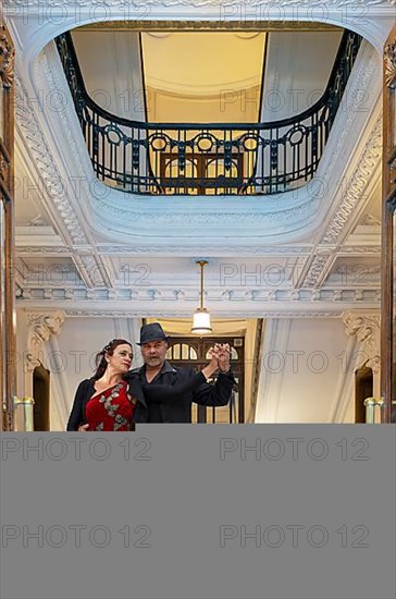 Tango dancers