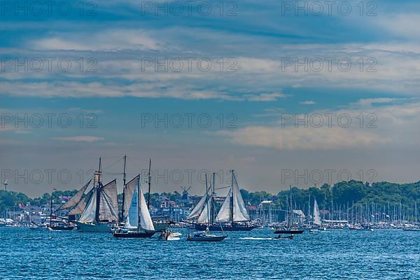 Windjammer Parade in front of Laboe