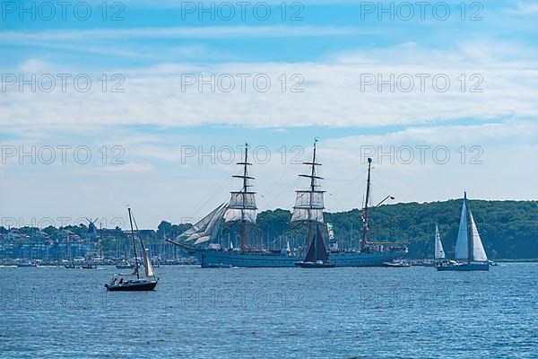 Windjammer Parade