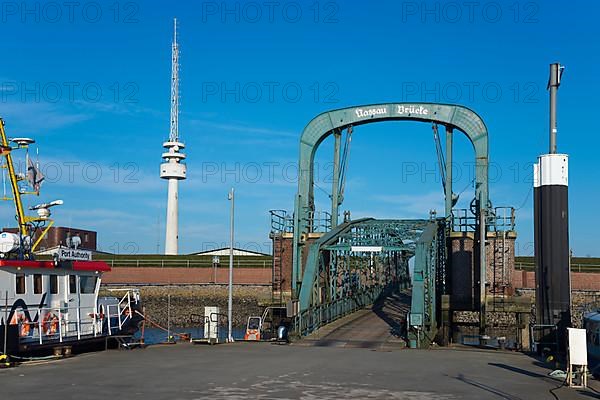 Nassau bridge in Nassau harbour or pontoon harbour