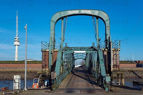 Nassau bridge in Nassau harbour or pontoon harbour