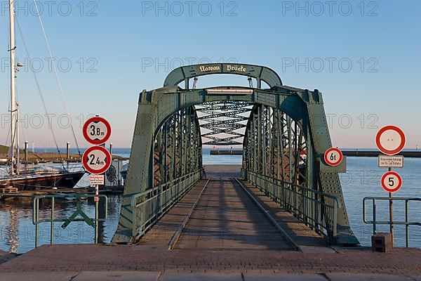 Nassau bridge in Nassau harbour or pontoon harbour