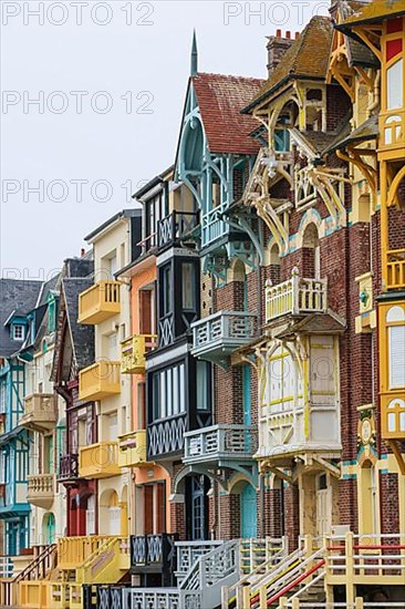 Wilhelminian and Art Nouveau villas in the Mersois neighbourhood on the Mers-les-Bains promenade