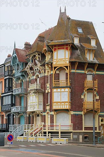 Wilhelminian and Art Nouveau villas in the Mersois neighbourhood on the Mers-les-Bains promenade