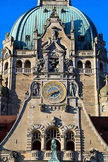 Entrance facade on Trammplatz