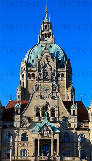 Entrance facade on Trammplatz