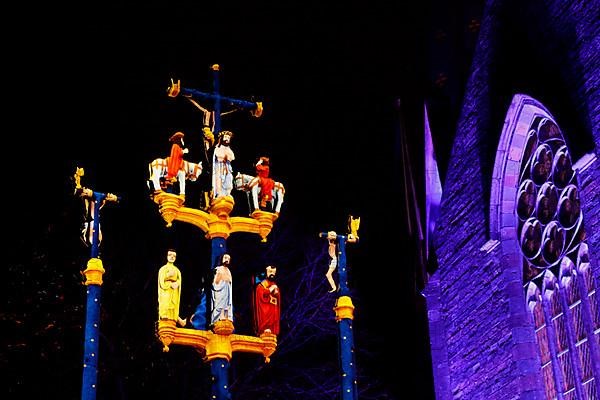 Christmas light projections on the Calvary of Plougastel-Daoulas next to the church of Saint Pierre