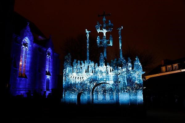 Christmas light projections on the Calvary of Plougastel-Daoulas next to the church of Saint Pierre