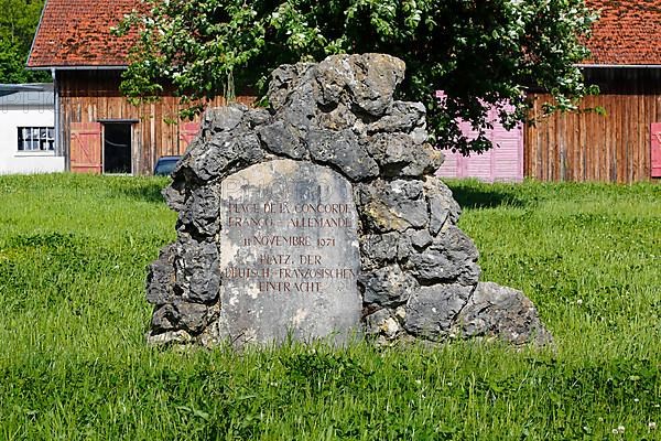 Memorial stone