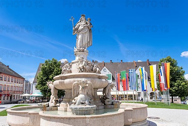 Marienbrunnen at Kapellplatz