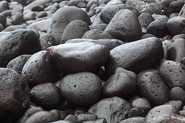 Large stones on the Atlantic coast near Puerto de Tazacorte