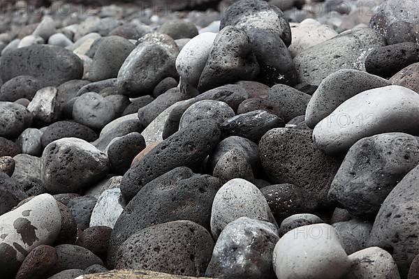 Large stones on the Atlantic coast near Puerto de Tazacorte