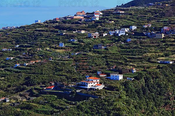 View from Mirador San Bartolome into the landscape between the villages of Puntallana and Los Sauces