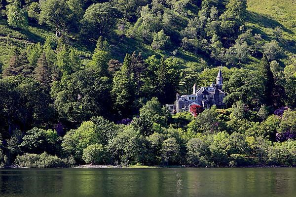 Romantic Loch Awe Hotel on Loch Awe