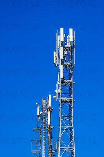 Mobile phone mast