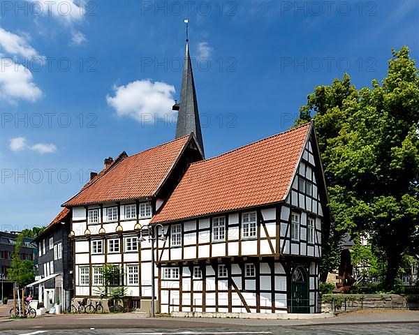 Ring-shaped development with historic half-timbered houses