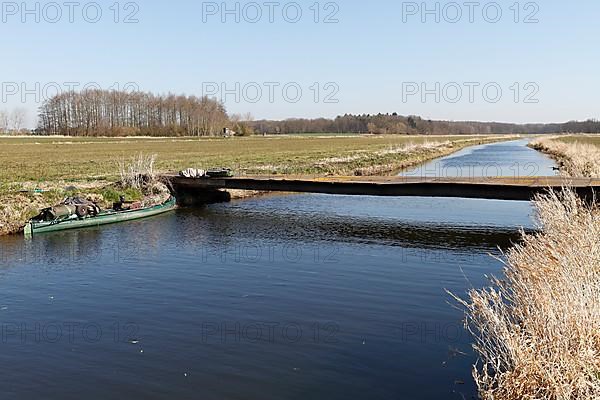 Work boat