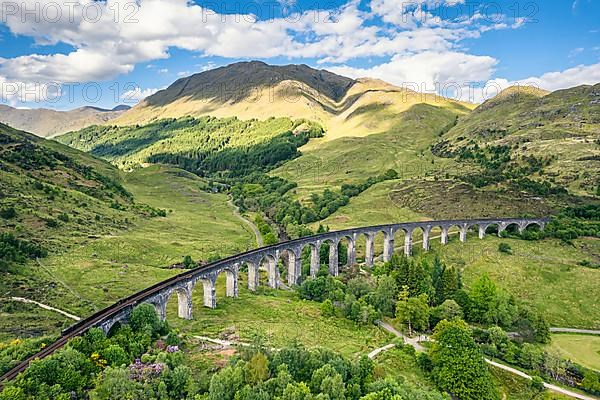 Glenfinnan Viaduct, West Highland Line in Glenfinnan