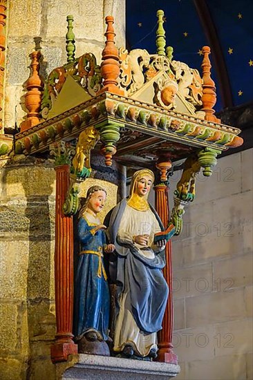 Enclosed parish enclos paroissial, figures of saints to the right of the rood screen