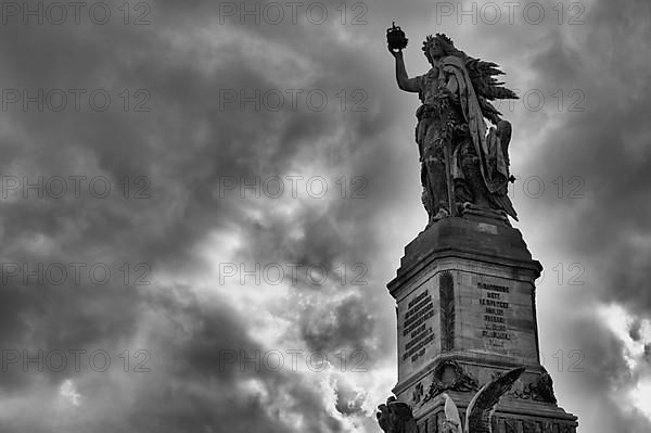 Niederwald Monument, Watch on the Rhine