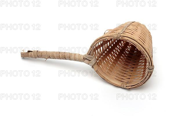 Bamboo tea strainer, kitchen utensil