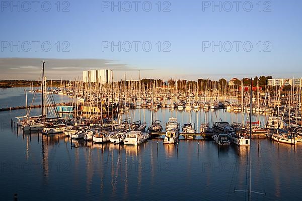 Burgtiefe Marina, Burgtiefe