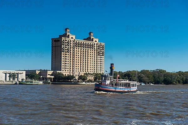Steamboat on the Savannah river, Savannah