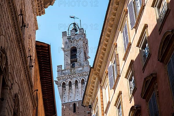 Torre del Mangia, bell tower at Piazzo del Campo