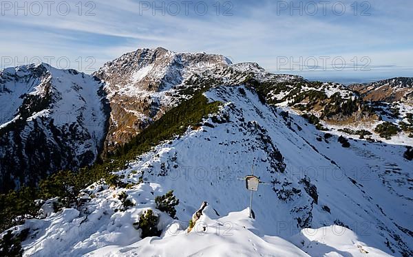 Summit of the Weitalpspitz, ridge in autumn with snow