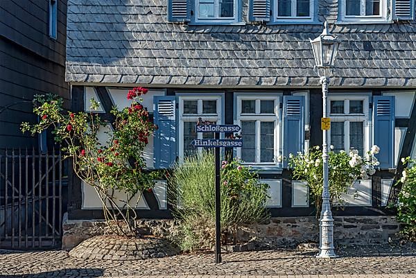 Idyll, historic half-timbered house with slate shingles