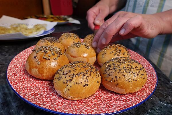 Swabian cuisine, preparation steam noodle burger