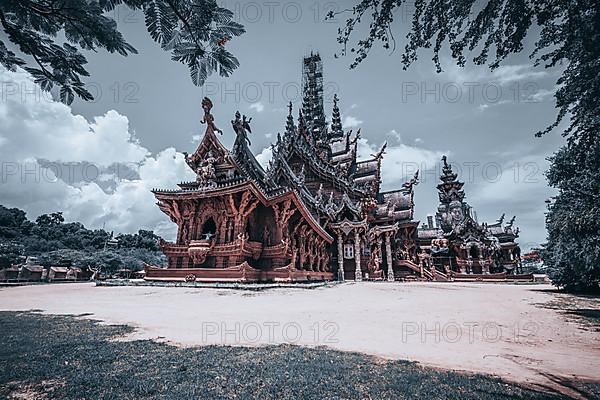 Sanctuary of Truth, Pattaya