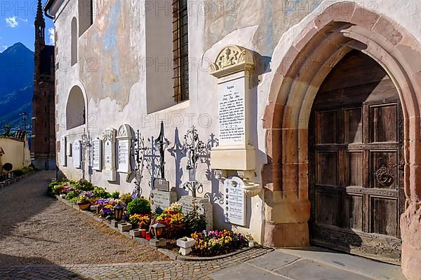 Cemetery with mausoleum, Assumption of the Virgin Mary parish church