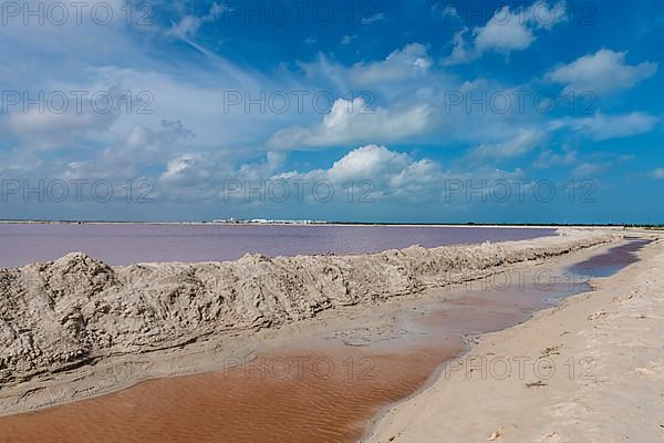 The colourful salinas of Las Coloradas, Yucatan