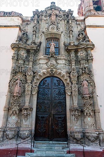 Templo de la Compania de Jesus Oratorio de San Felipe Neri, Unesco site Guanajuato