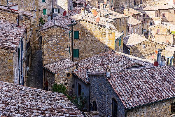 Old stone houses in the historic centre of Sorano, Sorano