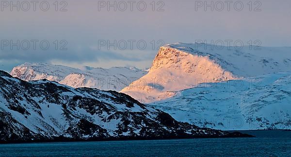 Mountain top, winter