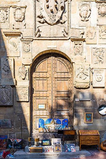 Stalls at the antique market in the old town of Arezzo, Palazzo Pretorio