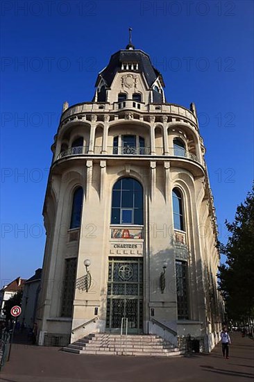 Chartres, former post office building