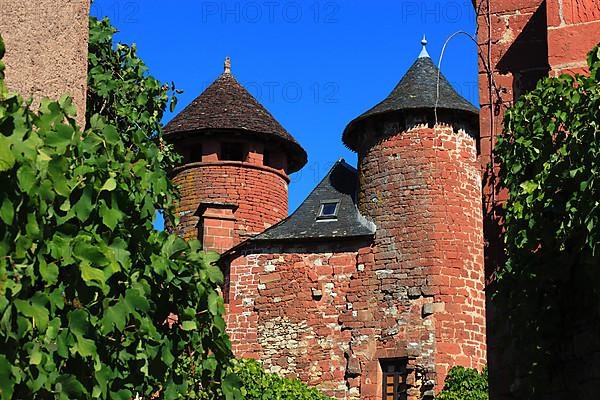 Collonges-la-Rouge, Colonjas