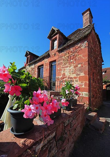 Collonges-la-Rouge, Colonjas