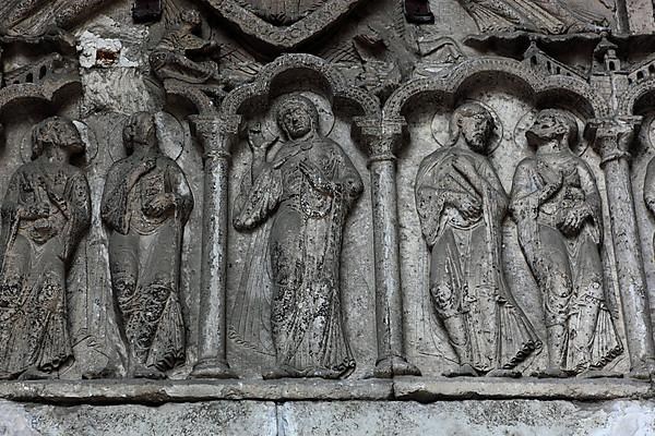 Detail on the Romanesque main portal, Saint-Etienne Cathedral