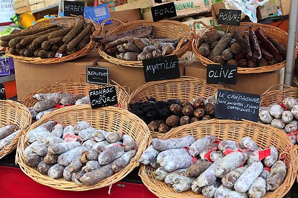 Air-dried sausage, salami