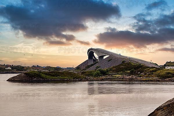 Atlantic Road, striking Storseisundbrua Bridge