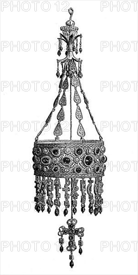 Votive crown of King Reciswinth from the treasure of Guazzazar, Paris France