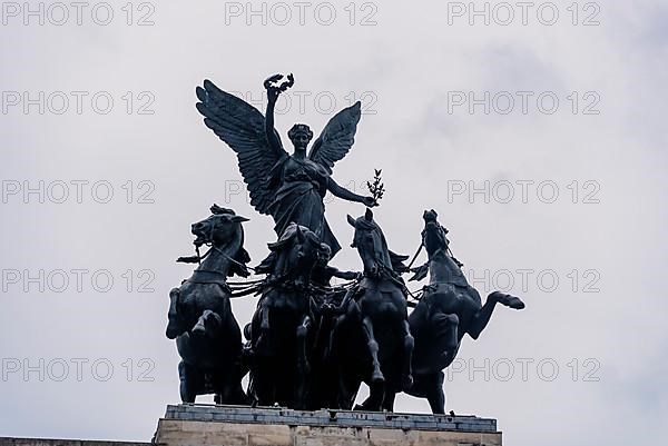 Wellington Arch, triumphal arch at Hyde Park Corner