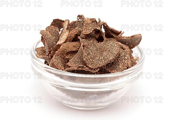 Dried mushrooms, dried truffles