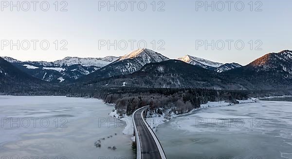 Evening mood, panorama of Sylvensteinsee