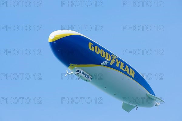 Zeppelin in the sky, Friedrichshafen