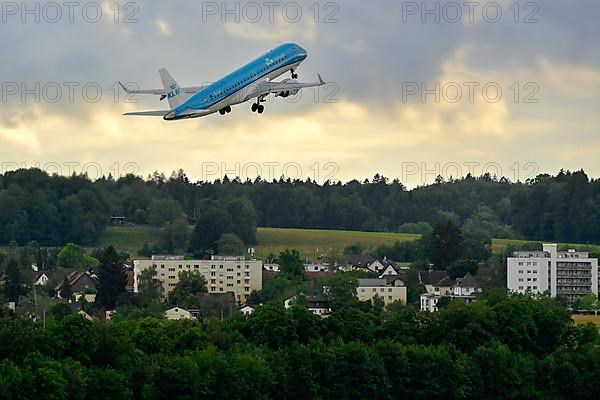 Aircraft KLM Cityhopper, Embraer ERJ-190